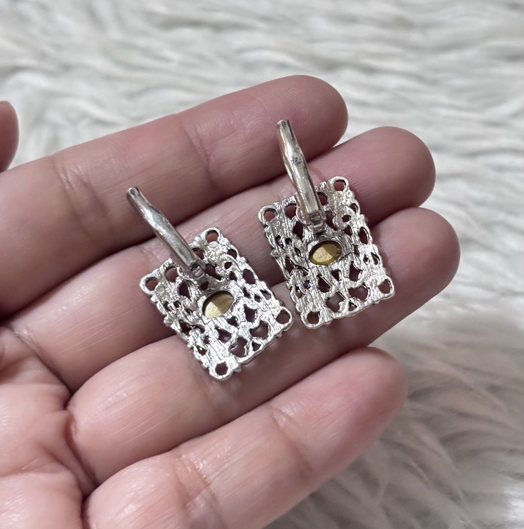 Ornate, Rectangular Silver-tone Earrings (Category: Earrings) located in Paranaque City. Submitted by dalle_closet (Listing ID 1459122108, Image 2). Description: ang nice nito.