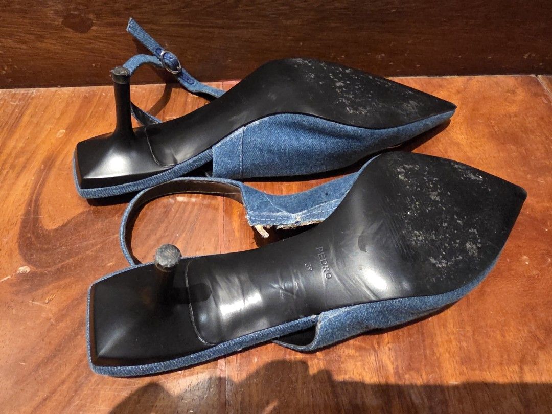 Pedro Denim Shoes (Category: Heels) located in Pasig City. Submitted by vthing (Listing ID 1459143784, Image 3). Description: heavily used kitten heels 1.5inches.