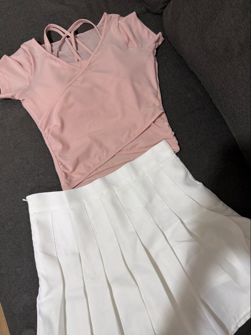 PICKLEBALL FIT SET (Category: Activewear) located in Quezon City. Submitted by prelovedclub.by.a (Listing ID 1459214332, Image 3). Description: TOP ONLY - ₱350 SKIRT ONLY - ₱200 SIZE: SMALL TO MEDIUM MOP: GCASH/MARIBANK/BDO MOD: J&T/LALAMOVE.