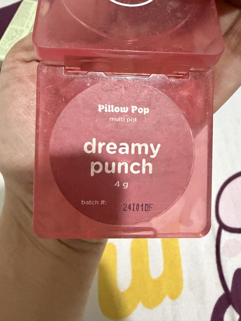 Pillow Pop Multi Pot Dreamy Punch Blush (Category: Makeup) located in Valenzuela. Submitted by cheaper_finds (Listing ID 1459208415, Image 2). Description: - Pillow Pop Multi Pot - Shade: Dreamy Punch (lovely pink) - Net Weight: 4g - Perfect for a natural flush - Batch Number: 24101DS.