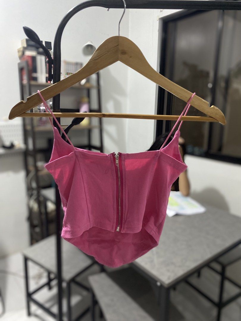 Pink Corset Crop Top with Zipper (Category: Others Tops) located in Naga. Submitted by ilyniki (Listing ID 1459249740, Image 2). Description: super cuteee will give a free top if you purchase 5+ items :).