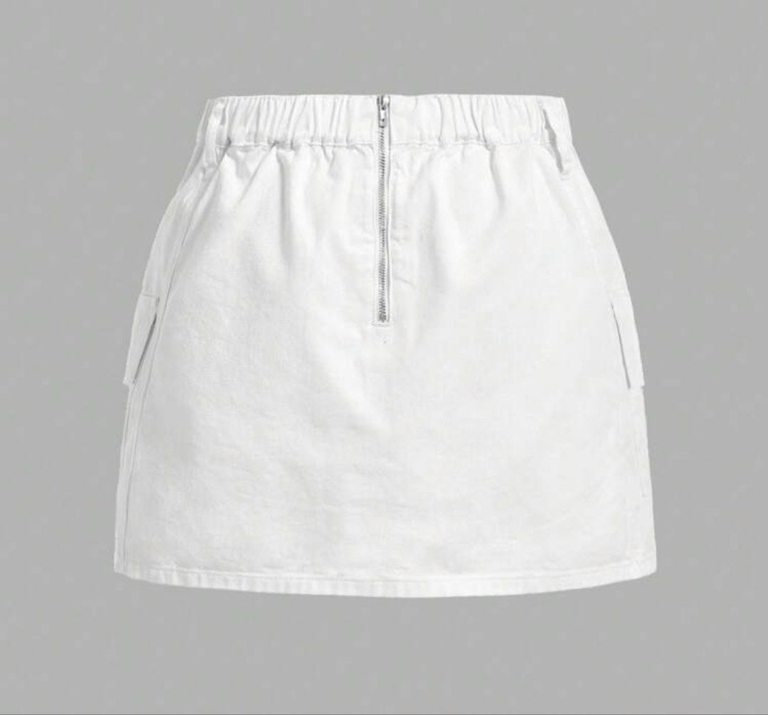 Plus Size: White Denim Skirt (Category: Skirts) located in Cavite. Submitted by sopib (Listing ID 1459214104, Image 2). Description: Size: 1XL.