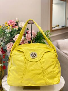 (Category: ) located in . Submitted by luxshare_preloved_ (Listing ID 1459192864, Image 1). Description: .