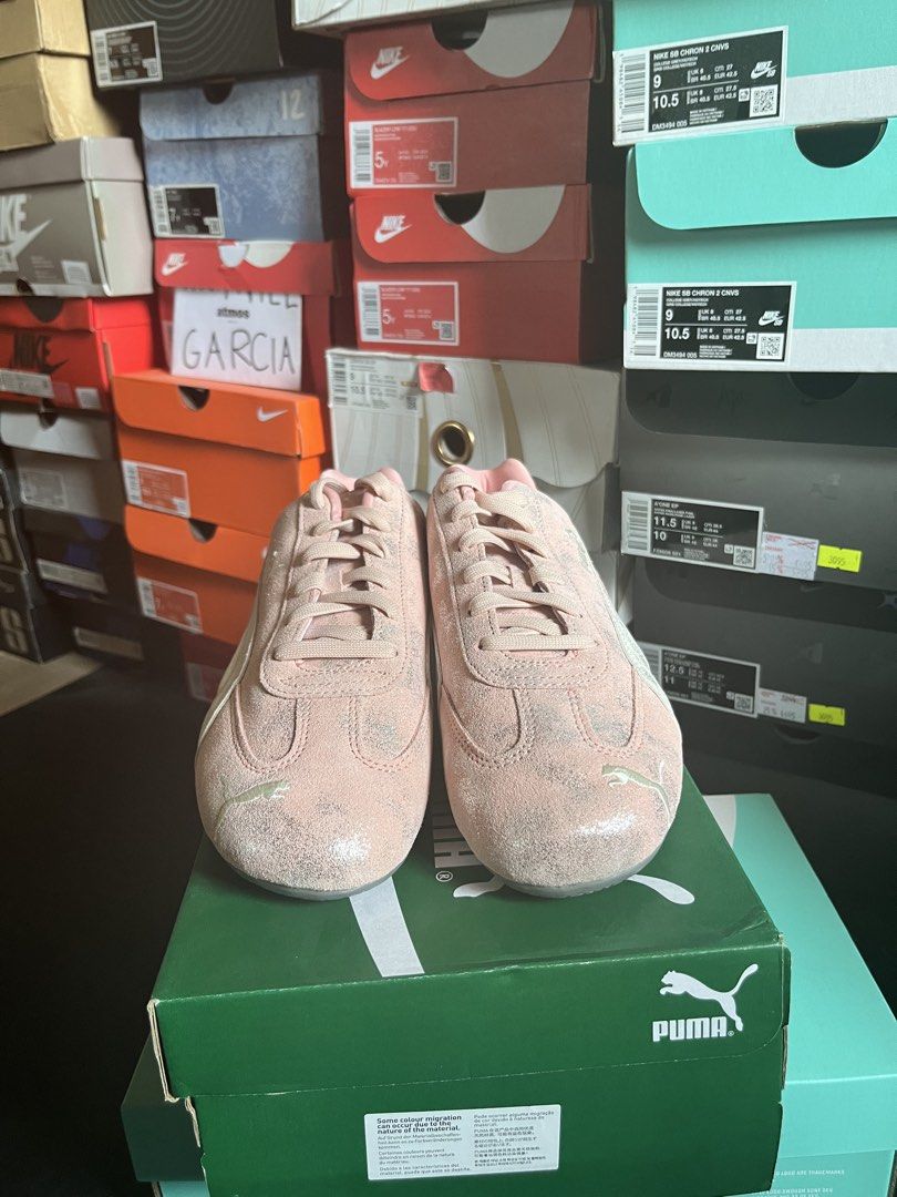 Puma Speedcat x Atmos Collab Formula Pink (Category: Sneakers) located in Valenzuela. Submitted by rr.sneakerstash (Listing ID 1459181226, Image 2). Description: - Pink Puma sneakers - Suede-like texture - Classic white & grey Puma stripe - Pink laces - Ideal for casual wear - Includes original Puma box Size 8.5 9 9.5 .