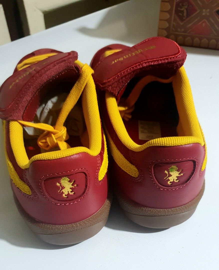 Puma X Harry Potter Palermo Gryffindor (Category: Casual Shoes) located in Manila. Submitted by armiiiiiii (Listing ID 1459132086, Image 2). Description: ✅️ Brand new ✅️ Original ✅️ Size: EUR 41/US 8.5/UK 7.5 ⚠️ Slight box damage. Shoes are in good condition. Please refer to the photos for the box condition. Thank you! ☺️.