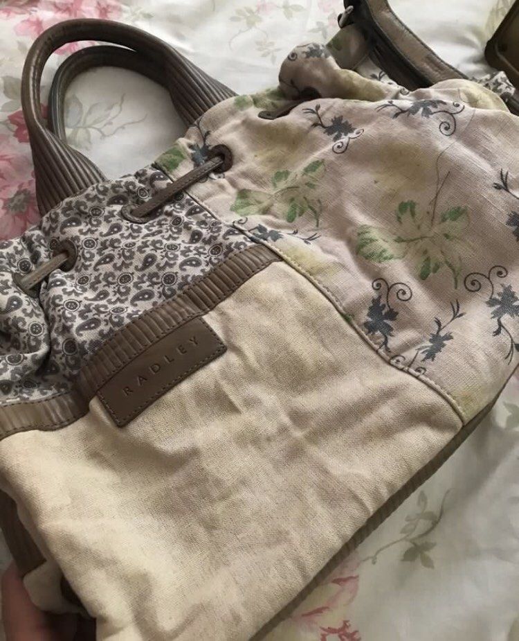 Radley patchwork (Category: Cross-body Bags) located in Putrajaya. Submitted by fadzi2707 (Listing ID 1459112401, Image 2). Description: .