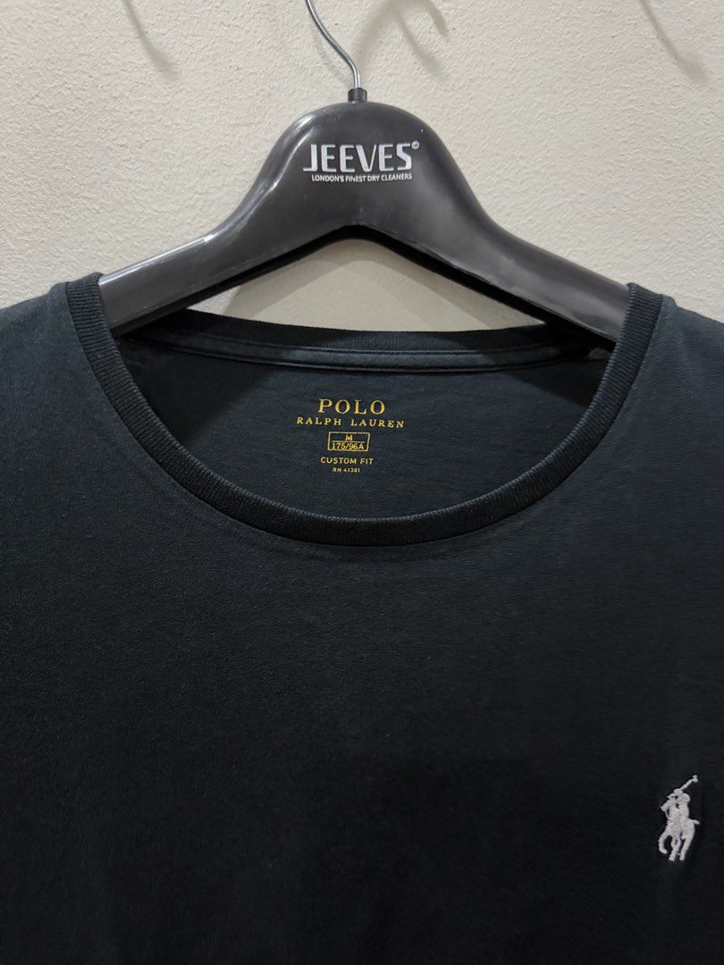 Ralph Lauren T-Shirt (Category: Tshirts & Polo Shirts ) located in Pasig City. Submitted by dey2x (Listing ID 1459259524, Image 2). Description: RFS: decluttering -Meetups can be arranged -Delivery via Grab Express/Lalamove/J&T/LBC (c/o buyer) PLEASE TAKE NOTE: This is preowned. Expect signs of usage. NO RETURN POLICY. NO EXCHANGE OF ITEMS..