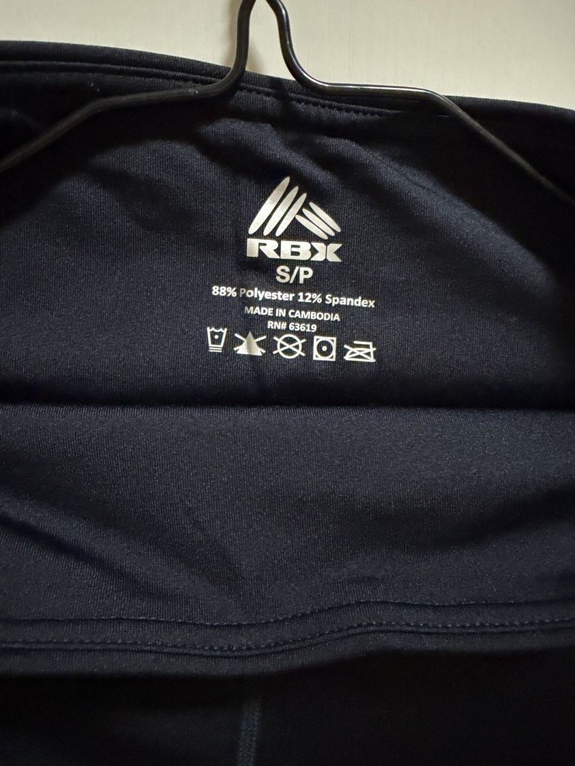 RBX Pocket Leggings (Category: Activewear) located in Mexico. Submitted by kjoybernabe (Listing ID 1459178466, Image 2). Description: - RBX leggings for all fitness needs - Material: 88% Polyester, 12% Spandex - Features: Side pockets - Ideal for: Workouts, yoga and running RFS: Decluttering.