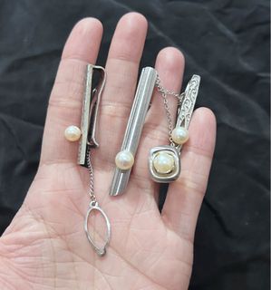 (Category: ) located in . Submitted by cestparfaitvintagejewelries (Listing ID 1459248618, Image 1). Description: .