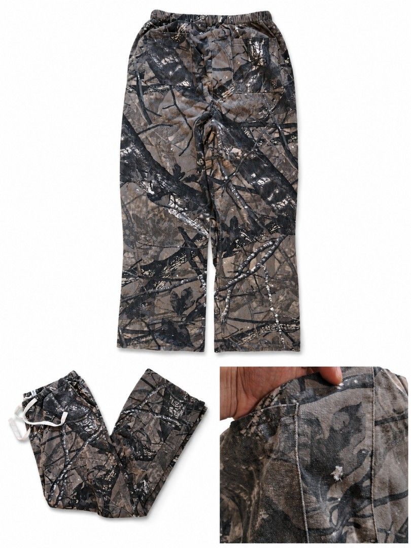 Realtree Pants (Category: Jeans) located in Bais. Submitted by chico_browse (Listing ID 1459229922, Image 1). Description: 𝗥𝗲𝗮𝗹𝘁𝗿𝗲𝗲 𝗣𝗮𝗻𝘁𝘀 (Baggy/Off) W: 28-38) (Stretchable) L: 41.5 Issue: Distressed hole (View pic) Cr: 9.5/10 Condi: Good condition .