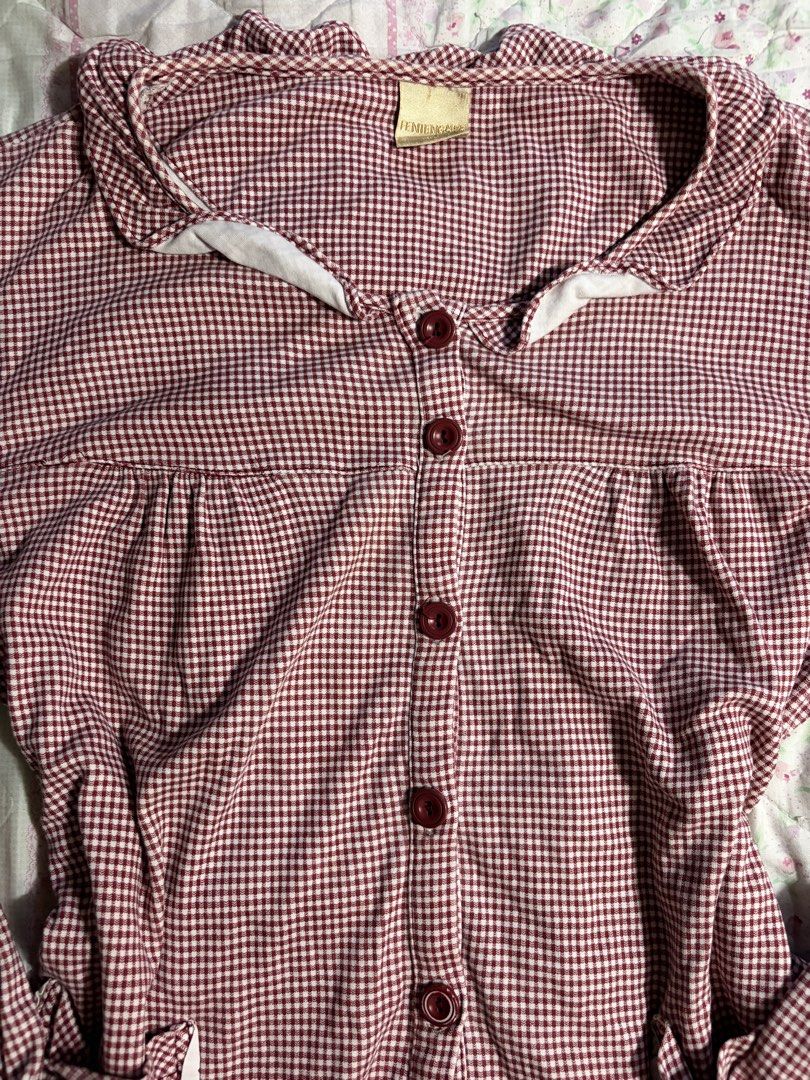 Red Gingham Strawberry Top (Category: Longsleeves) located in Muntinlupa City. Submitted by herellas0504 (Listing ID 1459089618, Image 2). Description: Red Gingham Strawberry Top Mine: 150 xs-med no issue can be sleepwear.