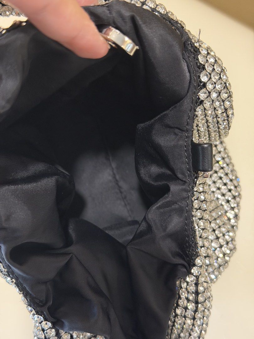 Rhinestone evening handbag (Category: Belt bags, Clutches and Pouches) located in Quezon City. Submitted by PrelovedTreasureees (Listing ID 1459158859, Image 3). Description: - Price is negotiable - Purchased off of the blue app, but forgot how much I got it for. Couldn’t go back to the listing cause it no longer exists - No brand - Used once - Pristine condition but only sign of wear is on the bottom from pressing against my other bags - Has one