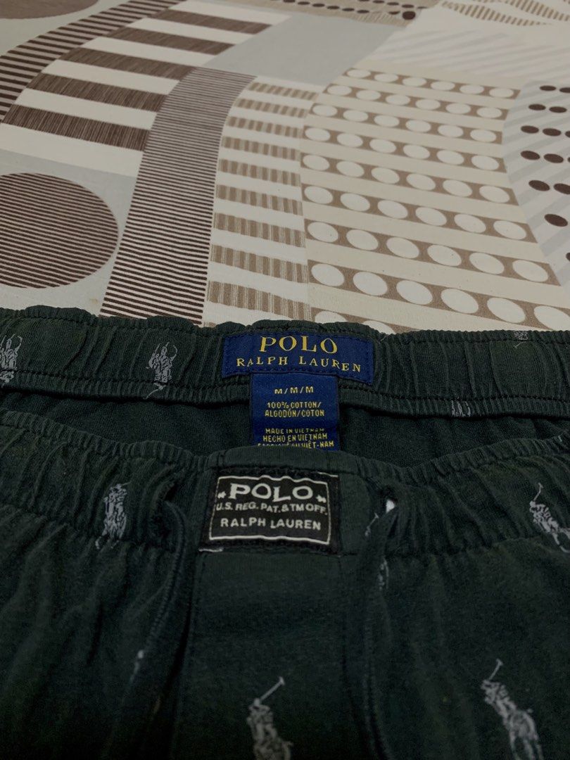 Rl sweatshort (Category: Shorts) located in Makati City. Submitted by sujpresko.thriftshop (Listing ID 1459127119, Image 2). Description: Rl sweatshort 250 Sz M 20inch/28-30 Makati loc Pm Meets or shipp jnt or lalamove.