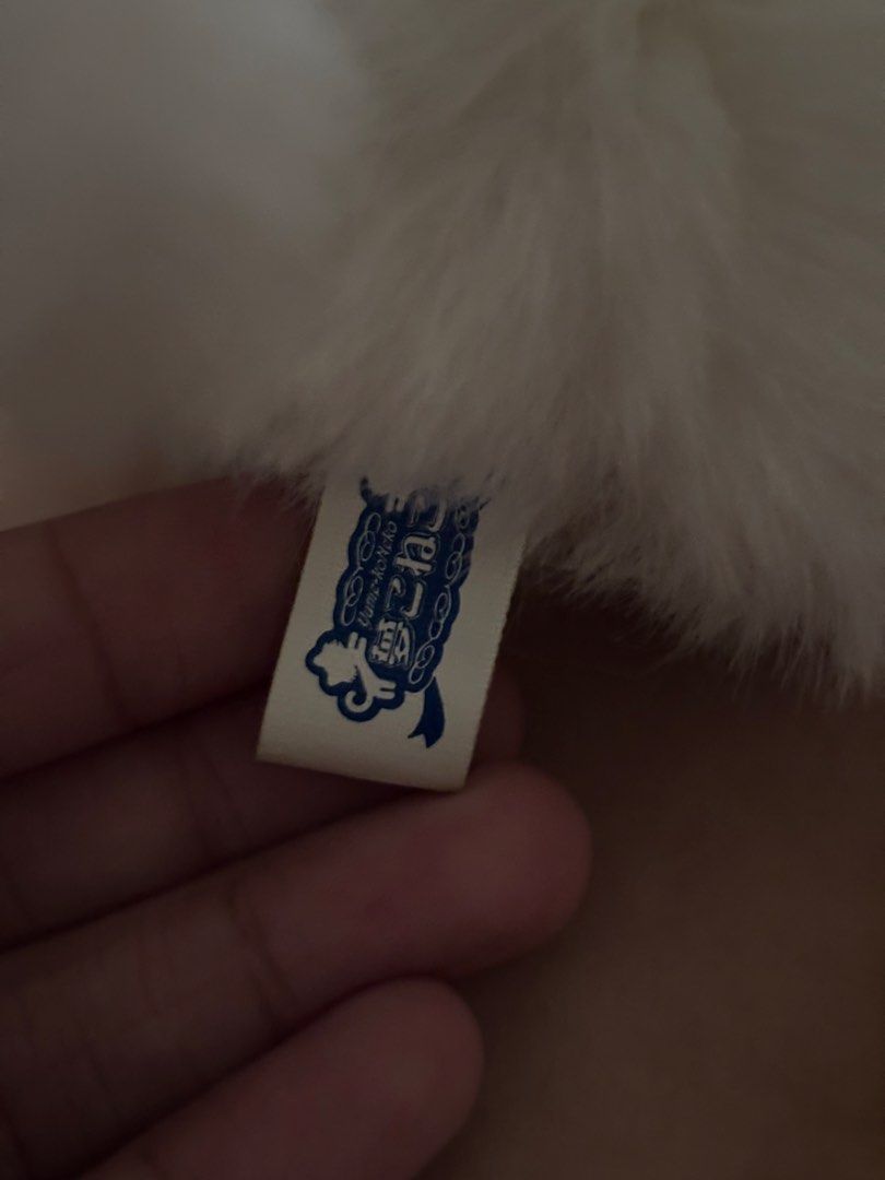 Robotic White Cat, SEGA (Category: Figurines & Statues) located in Bay. Submitted by stroverii (Listing ID 1459150826, Image 2). Description: it meows! it still comes with its pink brush. I can send the vid if interested kayo^^ .