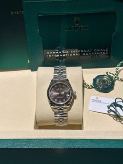 (Category: ) located in . Submitted by tiffanyluxury8257 (Listing ID 1459216324, Image 1). Description: .