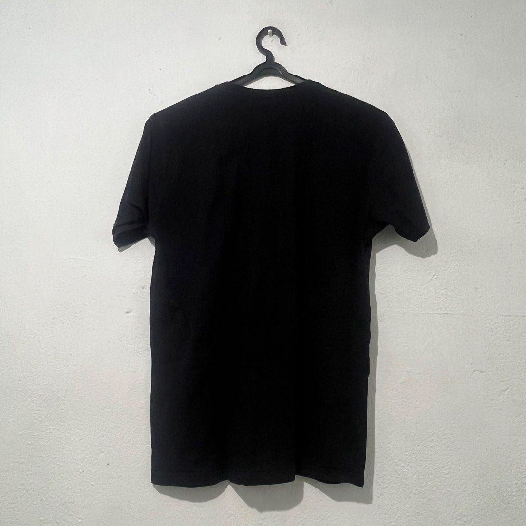SALE !!! Men's Black Tshirt [Large] (Category: Tshirts & Polo Shirts ) located in Quezon City. Submitted by jpsstore (Listing ID 1459213626, Image 3). Description: Size: Large Width: 21" Length: 29" No issue Mop: Gcash SHIPPING: J&t | Lalamove.