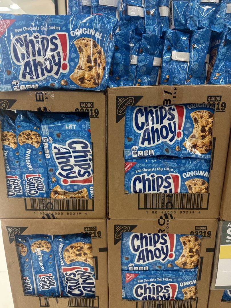 Sale Chips ahoy bb 10-2026 (Category: Other Food & Drinks) located in Manila. Submitted by ka.samyang (Listing ID 1459277992, Image 1). Description: Bulk 190.