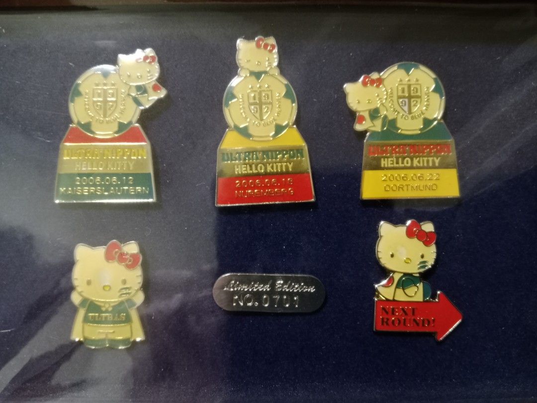 Sanrio Hello Kitty Pin Batch Set 2006 Soccer World Cup (Category: Vintage Collectibles) located in Polangui. Submitted by cornerbags_shoes (Listing ID 1459112844, Image 2). Description: from Japan.