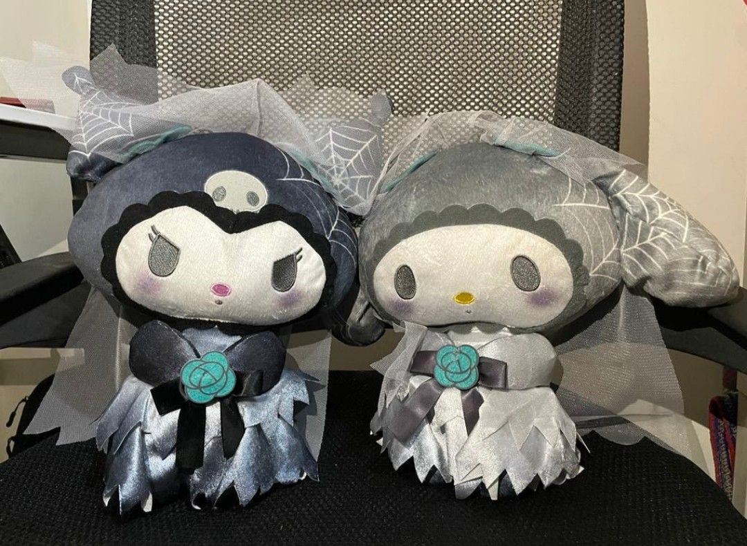 Sanrio Kuromi Melody Wedding Set (Category: Designer & Blind Box Toys) located in Manila. Submitted by playmateklub (Listing ID 1459117878, Image 1). Description: - Brand: Furyu - No paper tag - Shipping fee c/o buyer - No COD. Payment First..