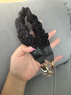 (Category: ) located in . Submitted by gbshop (Listing ID 1459105381, Image 1). Description: .