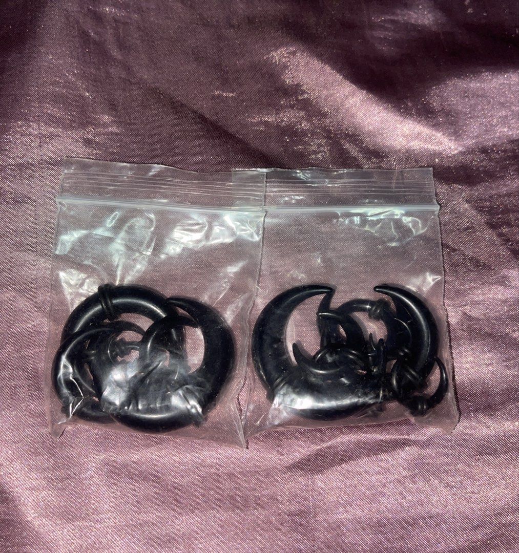 Septum Stretcher 18 Pcs 9 Sizes (Category: Other Accessories) located in Alaminos. Submitted by marlborolights273 (Listing ID 1459198827, Image 2). Description: Never been used. RFS: Decluttering. 9 sizes two sets !! .