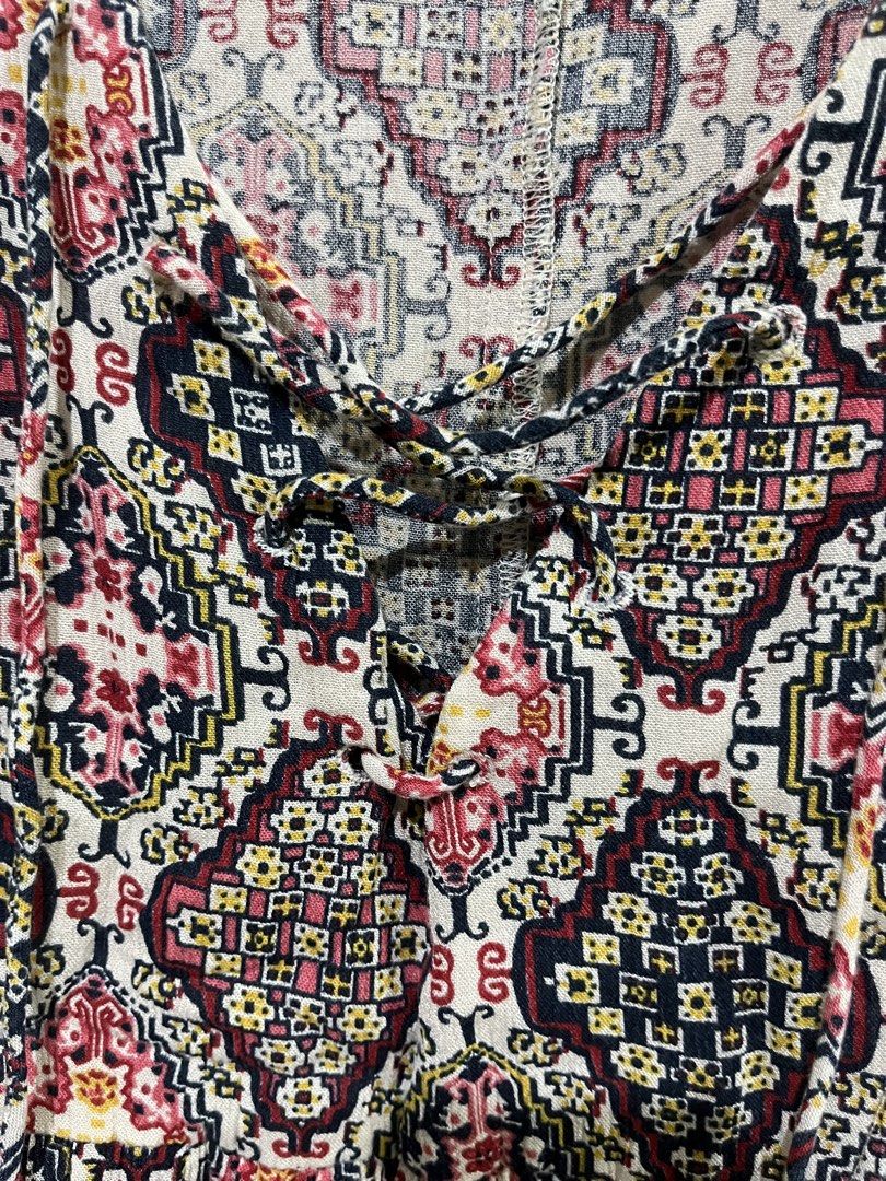 Sfera Boho Dress medium (Category: Dresses) located in Taguig. Submitted by lil.ac (Listing ID 1459238767, Image 3). Description: Fits up to large Looks cute with slip ons, boots, etc Versatile .