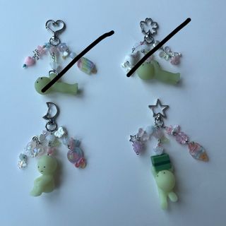 （分類：）位於 。 由 froggyaura 提交（商品編號 1454218825，圖片 1）。簡介： 。