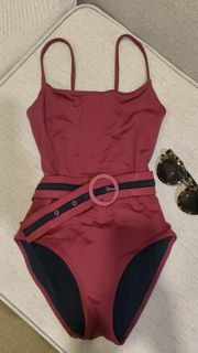 (Category: ) located in . Submitted by fashion_thrift_ (Listing ID 1459288870, Image 1). Description: .