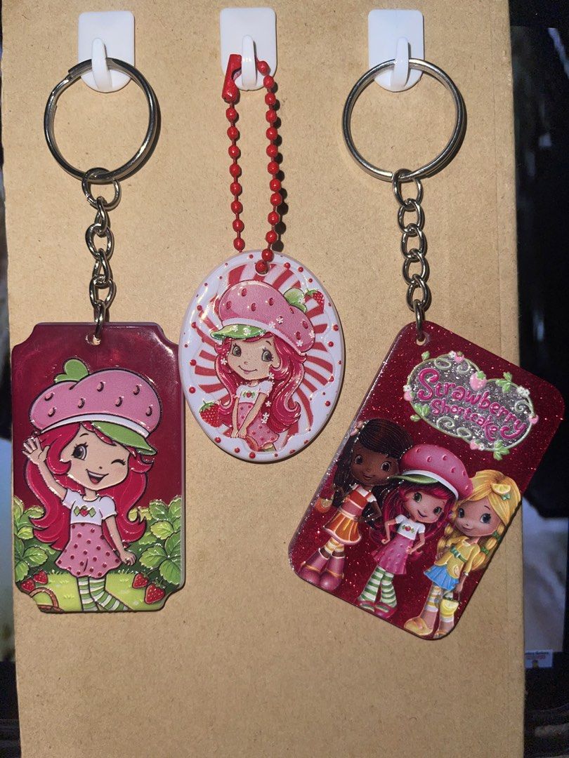 Strawberry Shortcake Keychains (Category: Character Goods) located in Pinamalayan. Submitted by bookscaped (Listing ID 1459200433, Image 1). Description: .