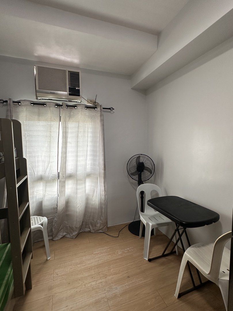 Studio Zen Taft (Category: Apartments & Condos) located in Paranaque City. Submitted by janell.marcos04 (Listing ID 1459282817, Image 2). Description: Inclusive of association dues Inclusive of PlDT landline and WiFi Microwave Shower heater Ref Double deck Wardrobe .