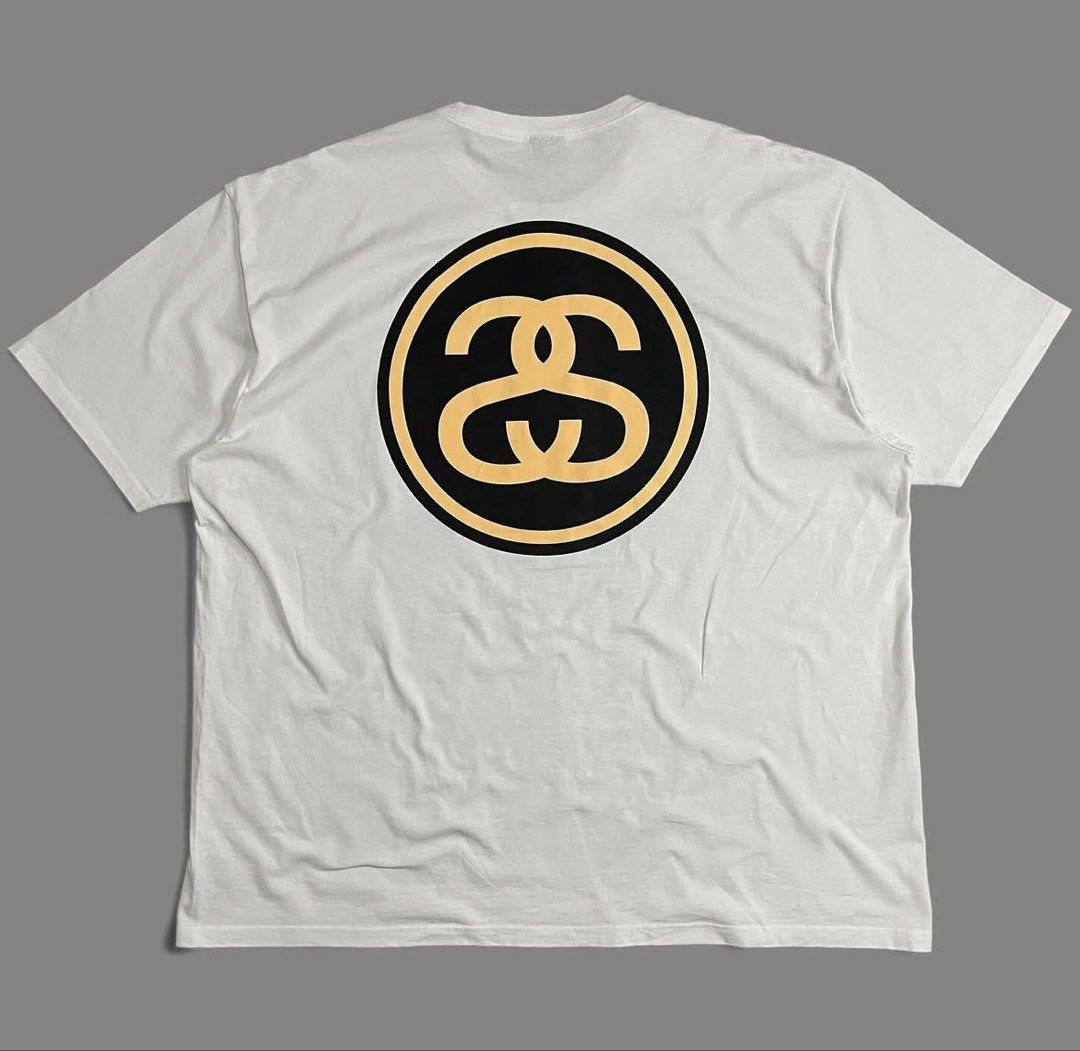STUSSY SS-LINK TEE (Category: Tshirts & Polo Shirts ) located in Manila. Submitted by stiflers_mom (Listing ID 1459097758, Image 2). Description: Stussy SS-Link Tee Size XXL Altered yung length Small stain sa likod and slight yellowing 1800 php Valenzuela City.