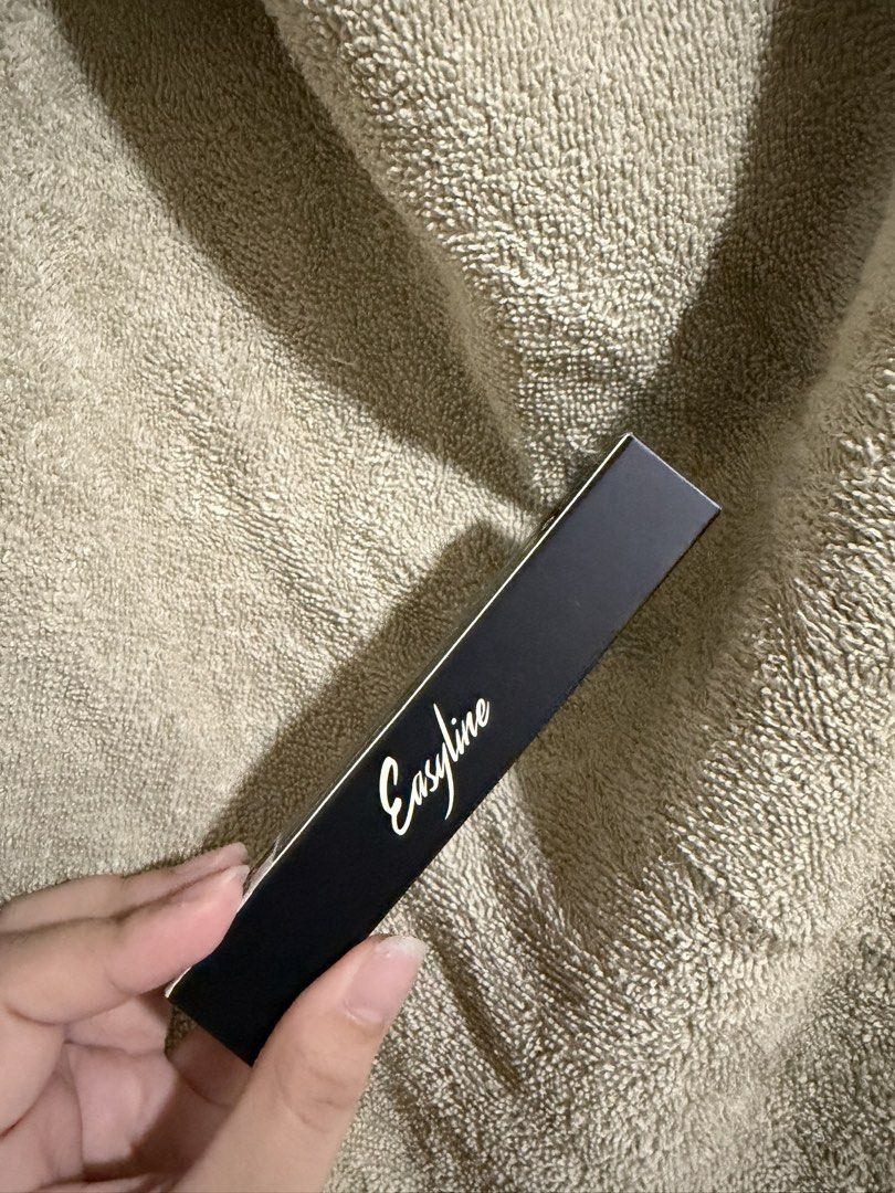 Sunnies Face Easy Line Liquid Eyeliner (Category: Makeup) located in Taguig. Submitted by crsthngs (Listing ID 1458816527, Image 2). Description: Sealed and Never Used Retail Price: ₱395.