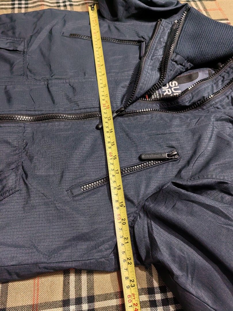 SUPERDRY (Category: Coats, Jackets and Outerwear) located in Baguio. Submitted by curated_luxe_brandeds (Listing ID 1459111587, Image 3). Description: SUPERDRY DIMENSION :L26. 5 X W22 FITS MEDIUM MENS FITS LARGE WOMENS SEE PICS FOR DETAILS LIKE NEW CONDITION COLOR MAY VARY DUE TO LIGHTING MOP BDO /GCASH NO COD /COP FB PAGE /CAROUSELL: curated_luxe_brandeds FACEBOOK SELLING ACCOUNT: Esteph Colpita SA PHYSICAL STORE :STALL 324A THIRD FLOOR SKYWORLD
