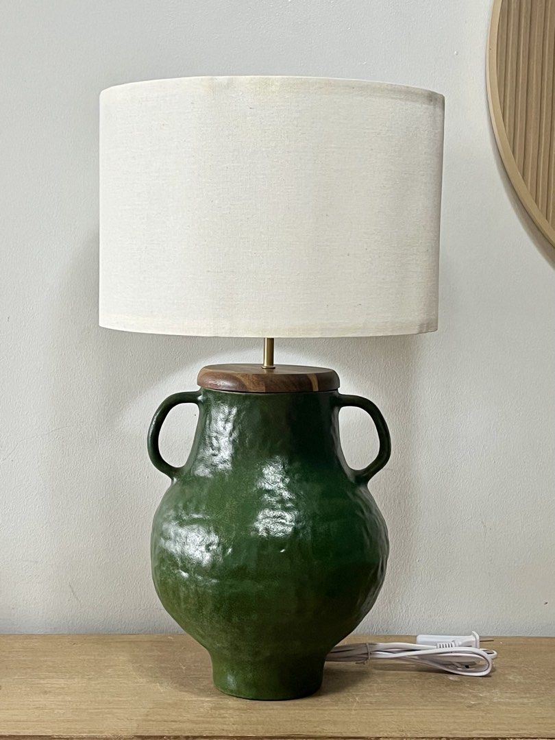New Ceramic Table Lamp (CHASE) (Category: Lighting) located in Mandaluyong City. Submitted by houseof1980 (Listing ID 1459145441, Image 2). Description: CHASE Table Lamp Measures 30cm L x 30cm D c x 54cm H Use E27 bulb 220v, wired Ceramic base.