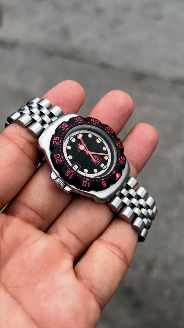Tag Heuer Formula 1 Classic “Black Hyper Pink” (Category: Luxury Watches) located in Caloocan City. Submitted by _alennchan (Listing ID 1459193688, Image 3). Description: Tag Heuer Formula 1 Classic “Black Hyper Pink” - Condition: 9.8/10 - No issue/ Mint condition - Up to 8.5 Wrist Size - Case size approx 36mm - Rotating bezzel - Quartz Movement - Comes with replacement box - Money back if provenfake x10 Inclusions: Inner box, Outer Box, Unit, Ma