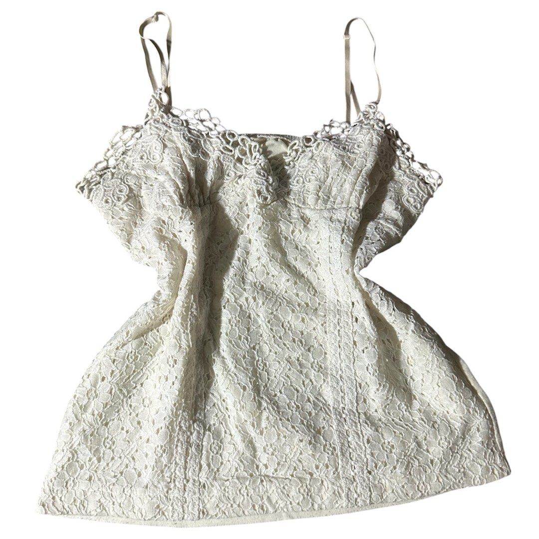 Take 3 Tops for 299 Free SF (Category: Sleeveless) located in Manila. Submitted by midori.xx (Listing ID 1459211360, Image 2). Description: .