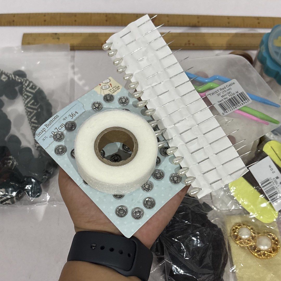 [TAKE ALL] Sewing Kit 2 (Category: Craft Supplies & Tools) located in Cavite. Submitted by nanangonlineshop (Listing ID 1459233850, Image 3). Description: 📌 Sewing Kit 2 🏷️ P150 (take all) ⚠️ POLICY: ❌ NO COD ✅ AS IS, WHERE IS ✅ FIRST PAY BASIS ✅ MINE NOW, PAY NOW ✅ 3-DAYS HOLD ONLY. UNPAID RESERVATIONS ARE VOIDED. 📍 Location: Cavite 👉 WE SHIP NATIONWIDE (LUZON, VISAYAS & MINDANAO) ✅ MOP: Bank Transfer (BPI) & GCash ✅ Shipping Courier: J&T Ex