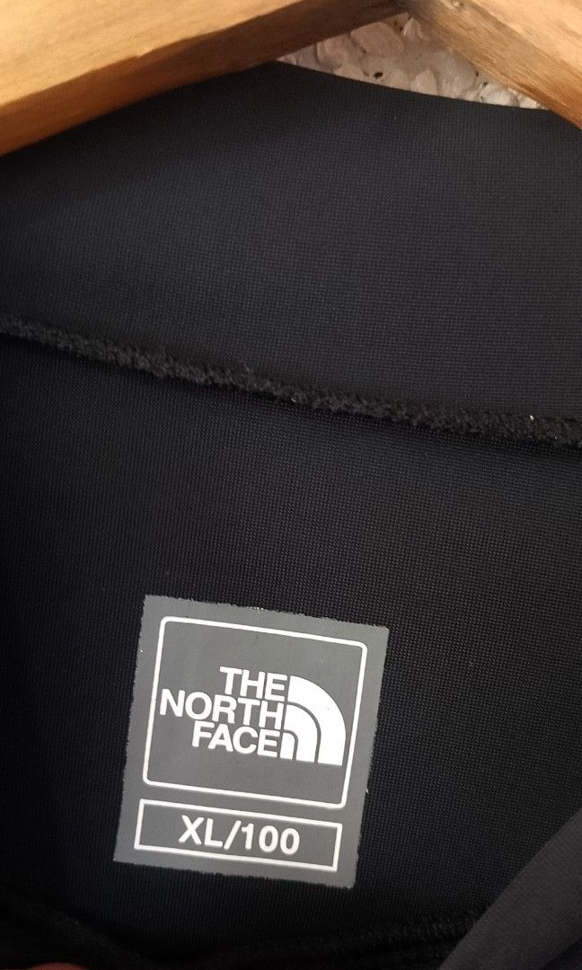 THE NORTH FACE (Category: Activewear) located in Cagayan de Oro. Submitted by locostreet (Listing ID 1459121502, Image 3). Description: THE NORTH FACE W 18 L 25 EXCELLENT CONDITION COLOR RATE 10/10 ISSUE NONE.