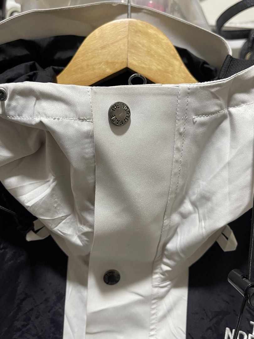 The North Face Gore-Tex Jacket White Black (Category: Coats, Jackets and Outerwear) located in Marikina City. Submitted by joshuaades21107 (Listing ID 1459217374, Image 3). Description: - Authentic The North Face Jacket - Waterproof Gore-Tex Material - Stylish Two-Tone Design (White & Black) - Durable YKK Zipper - Adjustable Hood and Cuffs for a Perfect Fit - Ideal for Hiking, Camping, and Other Outdoor Activities Excellent condition.