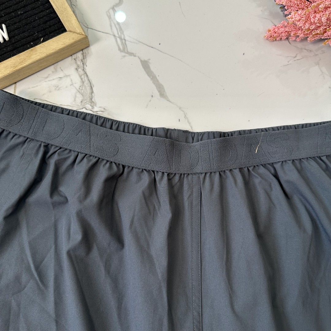 Three Stripes Men Shorts (Category: Shorts) located in Baguio. Submitted by kayeonlineshop (Listing ID 1459142322, Image 3). Description: .