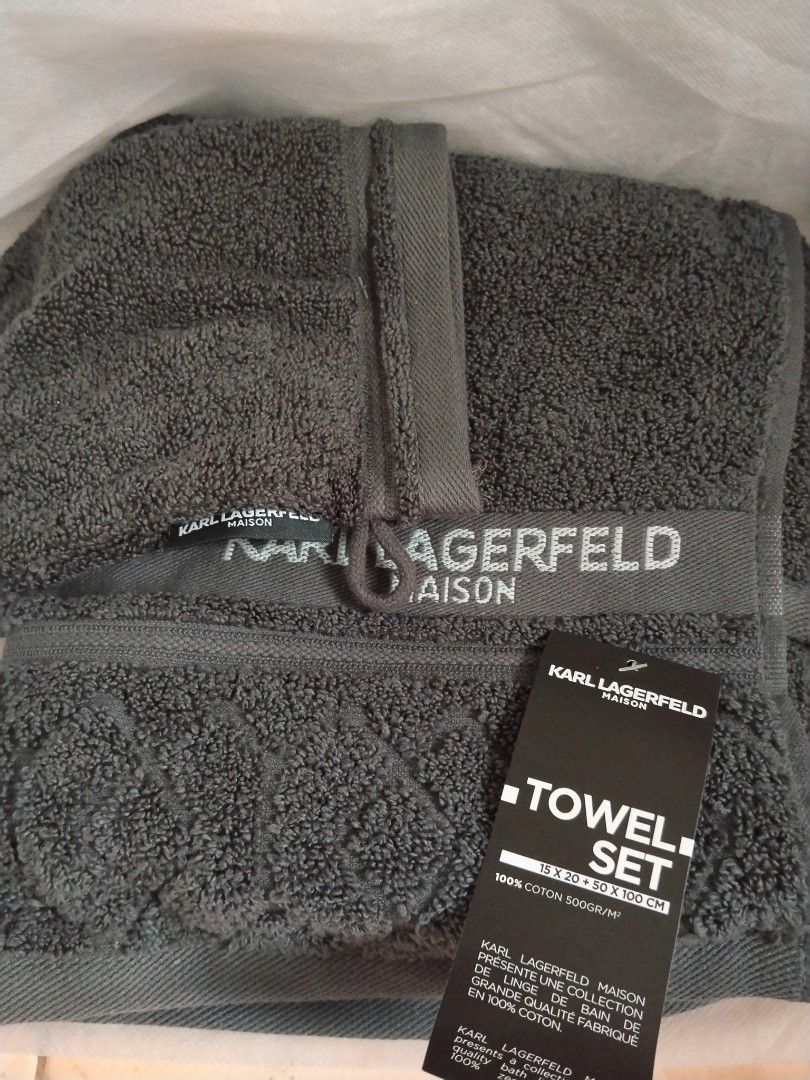 Towel Set (Category: Bath) located in General Mariano Alvarez. Submitted by iamnotjen (Listing ID 1459286007, Image 3). Description: Karl Lagerfield towel set brand new from Dubai Dark Gray Color plus sf.