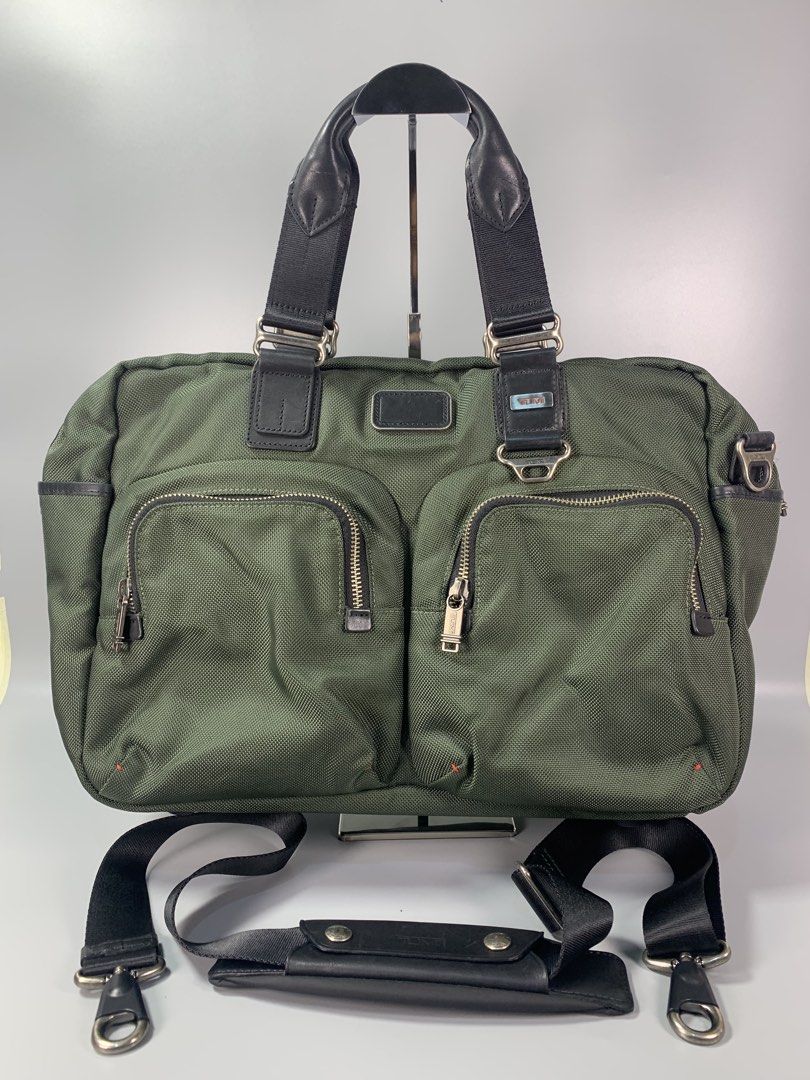 TUMI Alpha Bravo 2-way briefcase or essential tote bag (Category: Briefcases) located in Mabalacat. Submitted by vtgmalan (Listing ID 1459270165, Image 1). Description: TUMI Alpha Bravo 2-way briefcase or essential tote bag Authentic Condition: Excellent Condition Missing Tumi ID Tag Dm to purchase & inquiries 📩 Thanks Admin!.