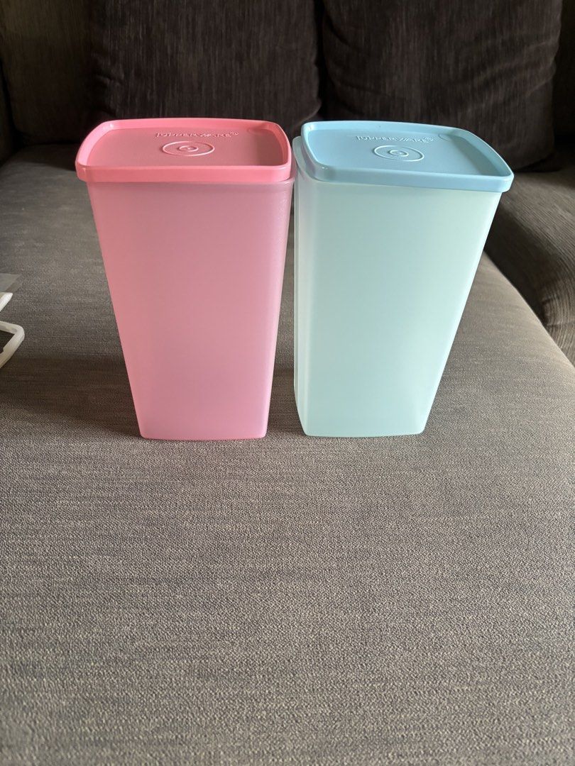 Tupperware Rectangular Storage Box (Category: Storage Boxes & Baskets) located in Singapore. Submitted by lorrainem (Listing ID 1455339968, Image 3). Description: Tupperware rectangular storage box . Great for organizing items. 1) approx. L13xW11.5xH21 cm ($8 each 2) approx. L13xW11.5xH15.5 cm ($7 each).