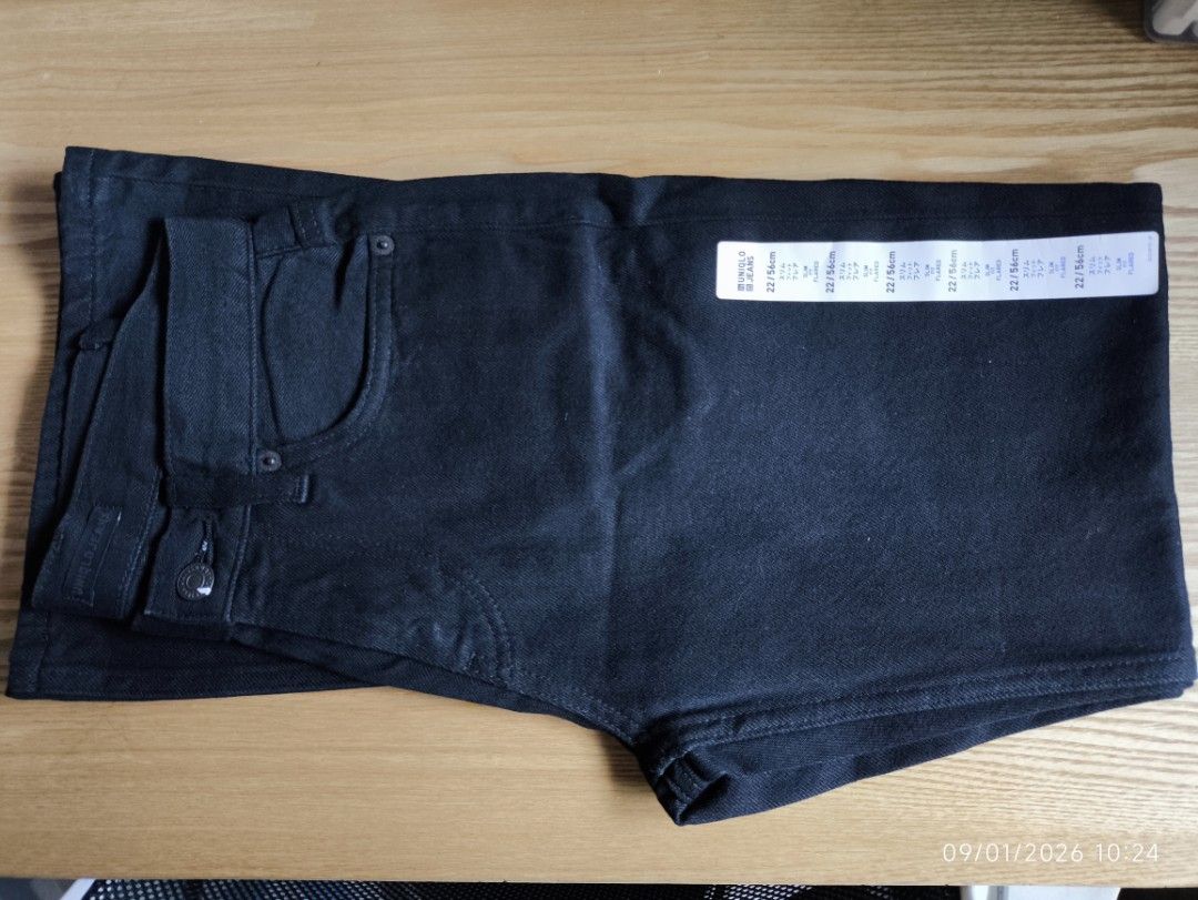UNIQLO BOOTCUT FLARE DENIM PANTS (Size 22) (Category: Jeans) located in Manila. Submitted by itsmethal (Listing ID 1453628309, Image 3). Description: Size 22 (Waist 27) color Black Original Price 1990 Selling Price- 1,200 .