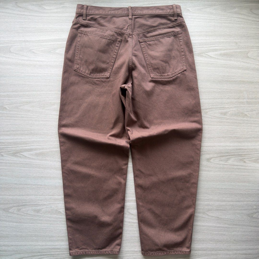Uniqlo U Jeans - Brown (Category: Jeans) located in Zamboanga. Submitted by timelytreasuresthrift (Listing ID 1459110945, Image 2). Description: Uniqlo U Jeans - Brown Excellent Condition Actual Measurements 17 Waistline 41 Outseam 29 Inseam 12 Rise 14 Thigh 8 Hem Php 1,300 + sf .