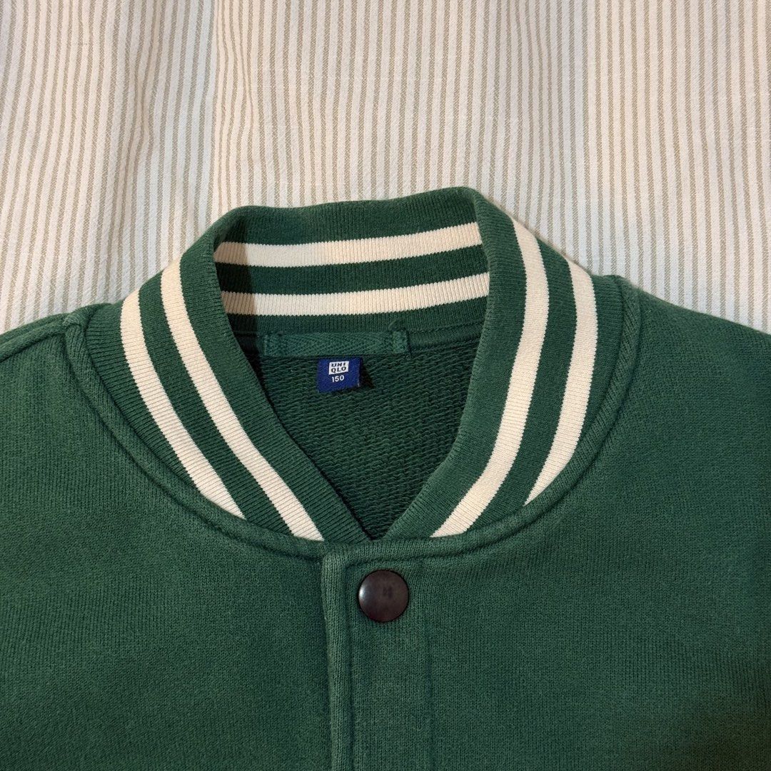 UNIQLO VARSITY SWEAT STADIUM JACKET (Category: Coats, Jackets and Outerwear) located in Cabanatuan. Submitted by geleen.declutter (Listing ID 1454199191, Image 3). Description: Size 150 (Kids) | Also a good fit on women's Signs of wear but no issues (stains, holes) .