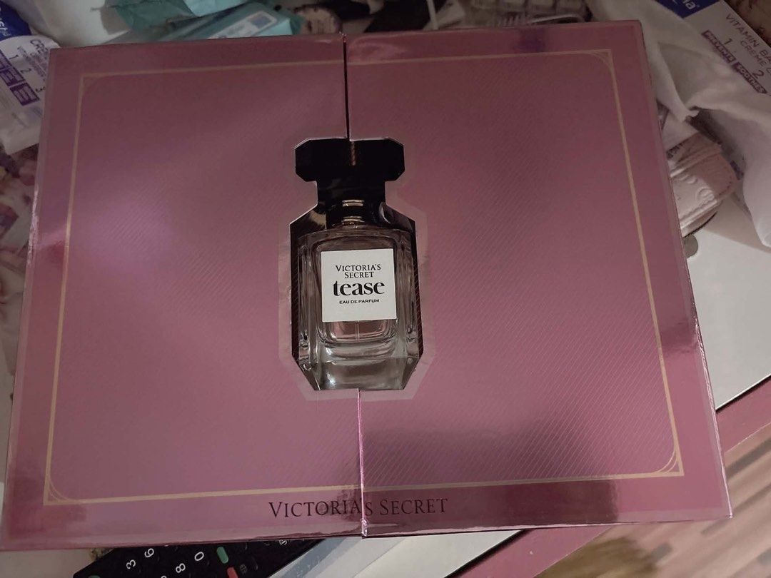 Victoria's Secret Set (Category: Fragrance & Deodorants) located in Bulacan. Submitted by stayathomemomseller (Listing ID 1459169217, Image 1). Description: .