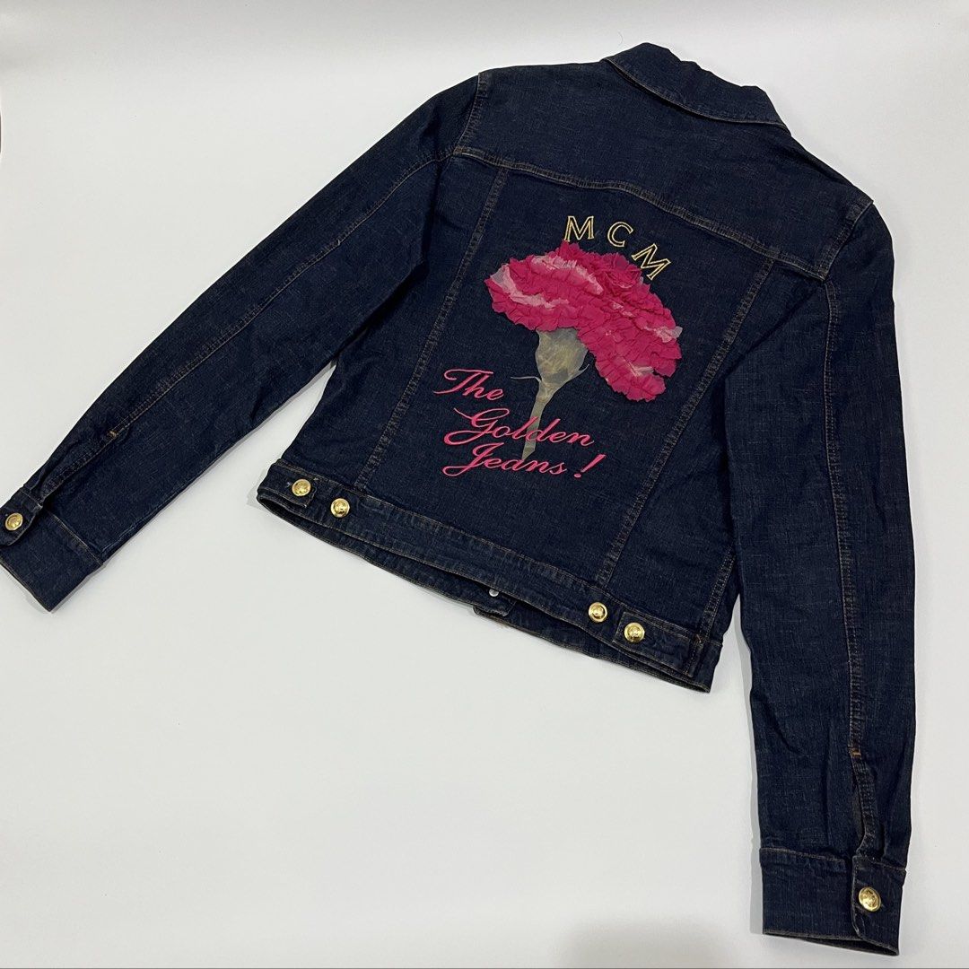 VINTAGE MCM - MICHAEL KROMER EMBROID DENIM JACKET (Category: Coats, Jackets and Outerwear) located in Lucena. Submitted by southsidekartell (Listing ID 1459241011, Image 1). Description: SIZE 48 FITS SMALL - MEDIUM IN GOOD CONDITION ISSUE MINIMAL CRACK PRINT ON THE BACK DESIGN .