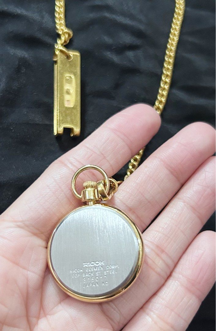 Vintage Ricoh Pocket Watch (Category: Women's Watches) located in Makati City. Submitted by cestparfaitvintagejewelries (Listing ID 1459249032, Image 2). Description: No battery .