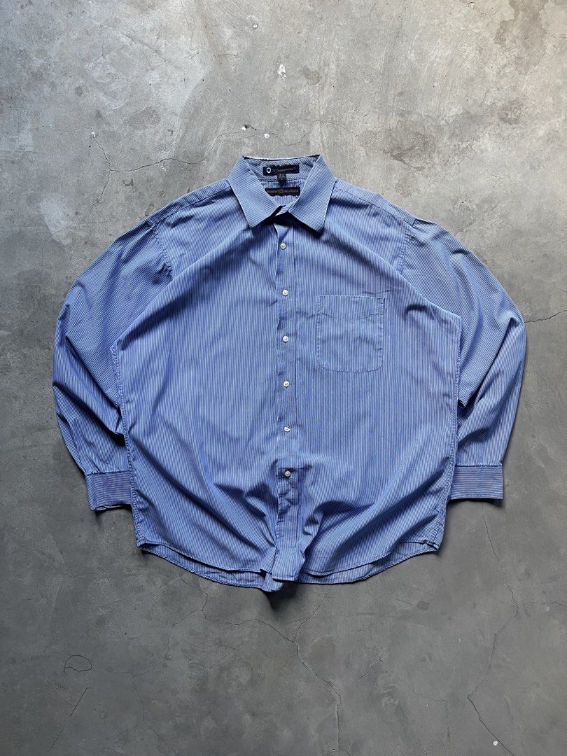 Vintage Tommy Hilfiger button down shirt (Category: Tshirts & Polo Shirts ) located in Cabuyao City. Submitted by jam_mandilag (Listing ID 1459212477, Image 1). Description: Width:26 Length:30.5 Tag: Tommy Hilfiger Size: xxl Color Rate: 8/10 Condition: 8/10 Issue: distress on collar Mode of payment: Gcash Mode of shipping: J&T and lalamove For more information kindly click the “send message button” and other details of the item. Location: cabuyao